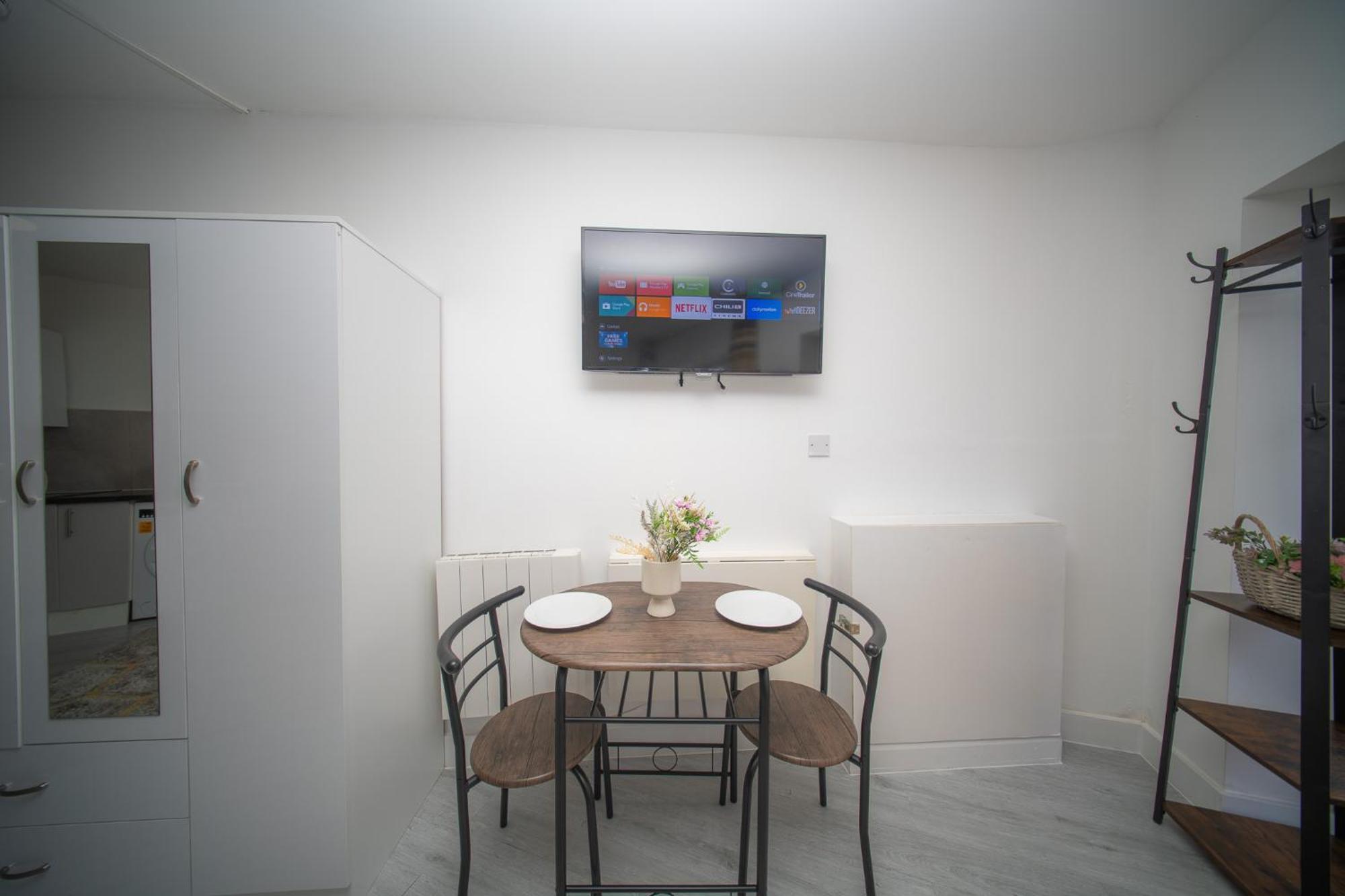 Charming Apartment, 15 Min Walk To Twickenham Stadium Isleworth